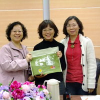 本系于十二月三日(周五)下午二时二十分,假农业综合馆一楼农经研讨室,邀请国立东华大学观光暨休閒游憩管理学系教授兼所长 吴宗琼博士,就「以社区为核心的生态旅游实务与理论发展 」做专题演讲。