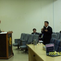 本系於三月三日(週五)下午二時二十分,假農業綜合館一樓農經研討室,邀請國際土地政策研究訓練中心訪問教授 Dr. Rainer Adam,就「The Situationof Tropical Forests in Indonesia - Challenges and Solutions for a Sustainable Natural Resource Management Regime」做專題演講