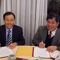 本系於十二月三十日(週二)下午二時二十分,假農業綜合館一樓農經研討室,邀請Professor and Head,Department of Food and Resource Economics,Korea University,Seoul Korea Dr.Doo Bong Han,就「Loan Application and Credit Evaluation in Agribusiness」做專題演講。