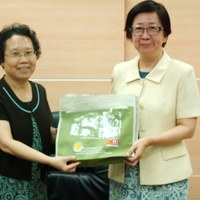 本系于十月一日(周五)下午二时二十分,假农业综合馆一楼农经研讨室,邀请东吴大学经济学系教授 樊沁萍博士,就「灾害保险需求地区性差异之实验研究」做专题演讲。